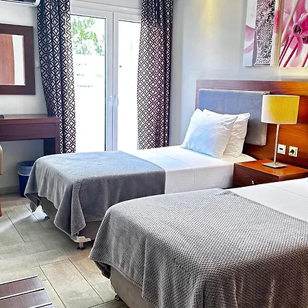 Chryssi Akti, Sure Collection Hotel 3*