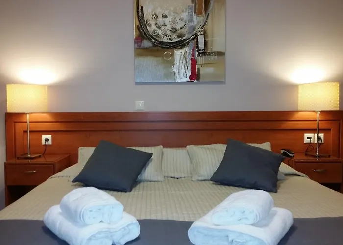 Chryssi Akti, Sure Collection Hotell Batsi