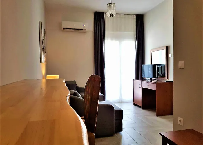 מלון Chryssi Akti, Sure Collection באטסי