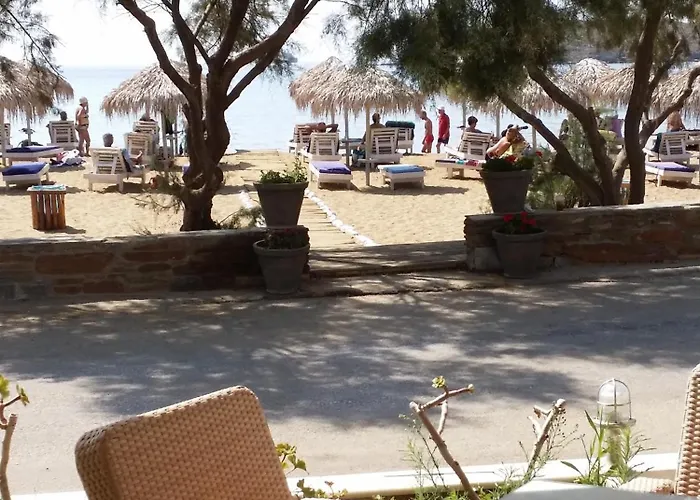 Chryssi Akti, Sure Collection 3*