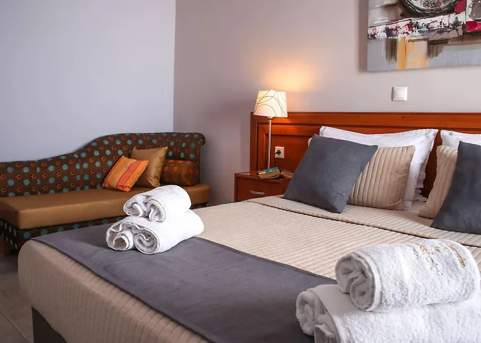 Chryssi Akti, Sure Collection באטסי