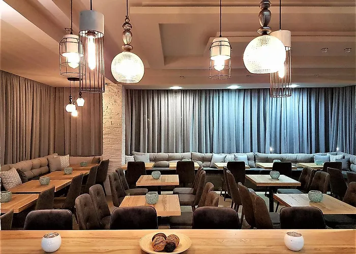 Chryssi Akti, Sure Collection מלון באטסי