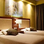 Chryssi Akti, Sure Collection Hotel 3*