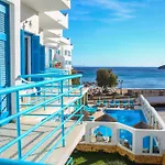 Chryssi Akti, Sure Collection Hotel 3*