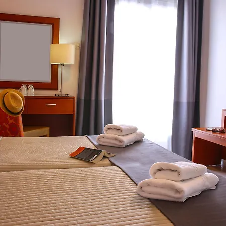 Chryssi Akti, Sure Collection Hotel Batsi (Andros)