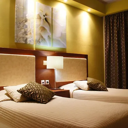 Chryssi Akti, Sure Collection Hotel 3*