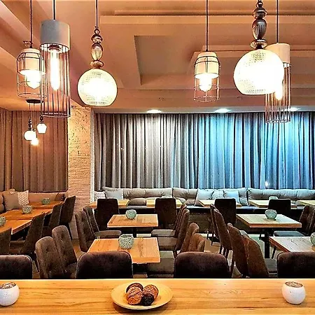 Chryssi Akti, Sure Collection Hotel