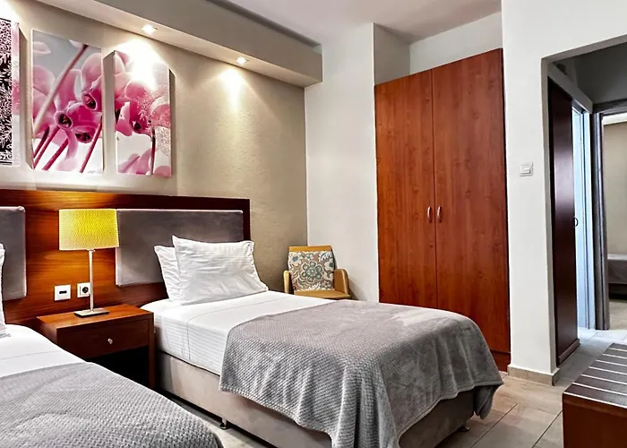 Chryssi Akti, Sure Collection Hotel